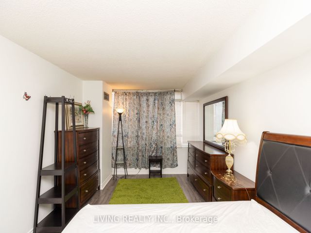 1517 - 3050 Ellesmere Rd
