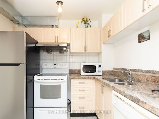 1517 - 3050 Ellesmere Rd