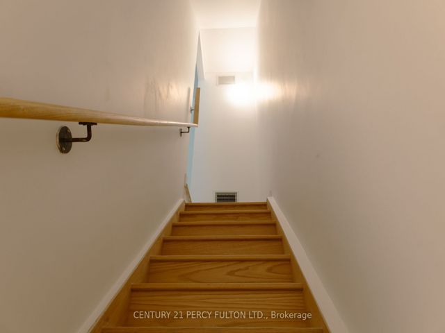 13 - 176 CLONMORE Dr