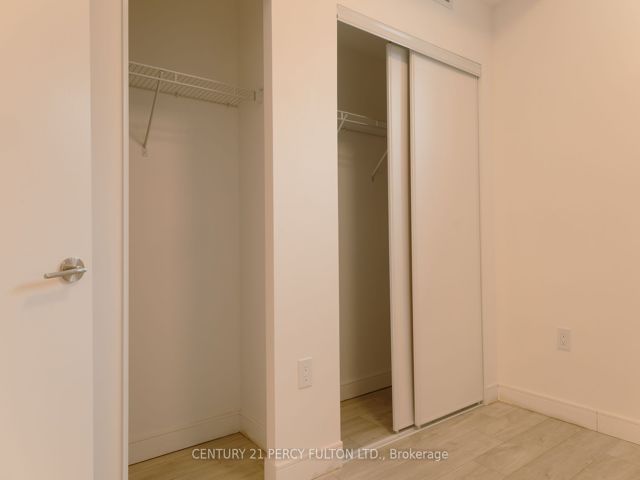 13 - 176 CLONMORE Dr