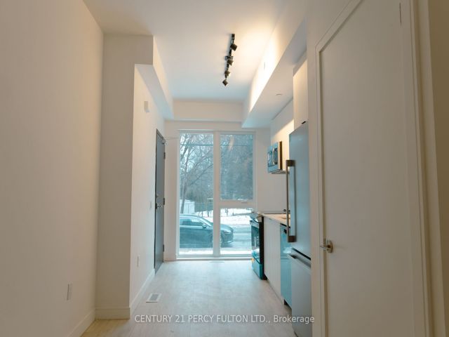13 - 176 CLONMORE Dr