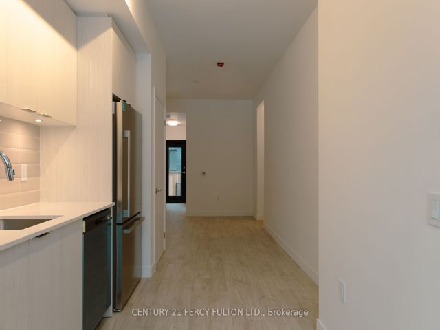 13 - 176 CLONMORE Dr