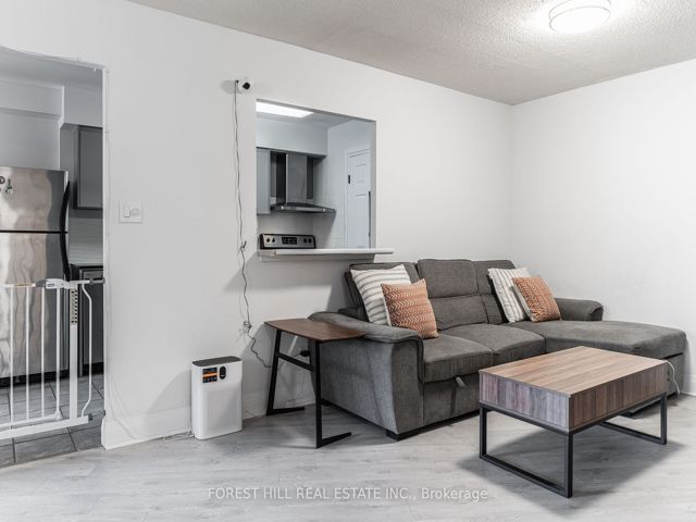 213 - 175 Bamburgh Circ