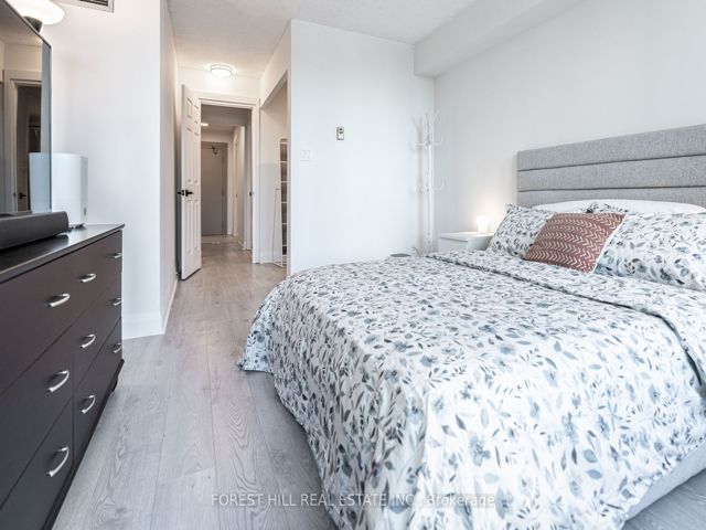 213 - 175 Bamburgh Circ