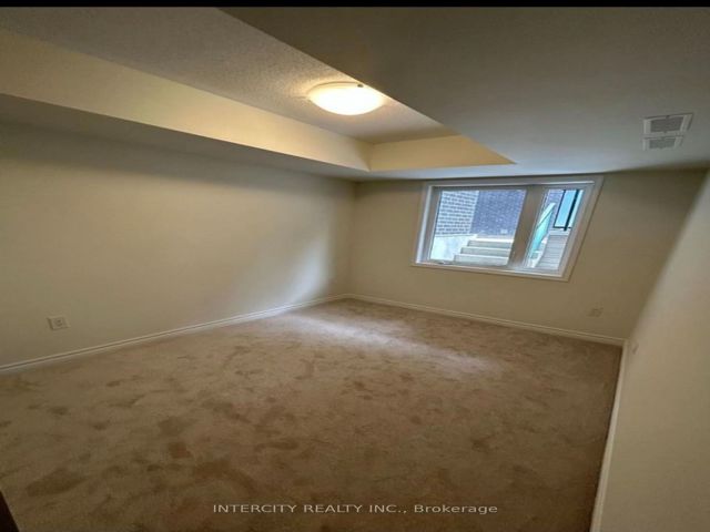 319 - 2787 Eglinton Ave E