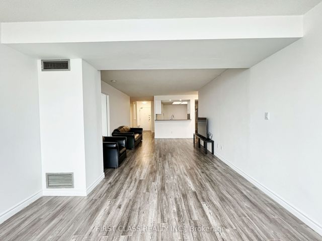 1404 - 275 Bamburgh Circ