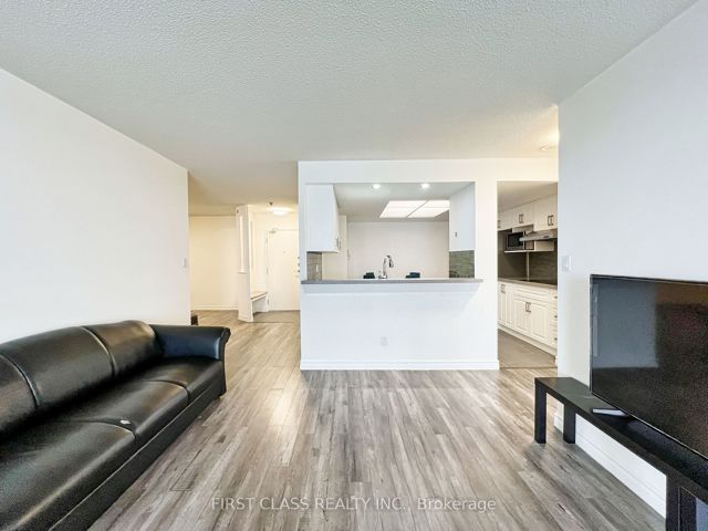1404 - 275 Bamburgh Circ