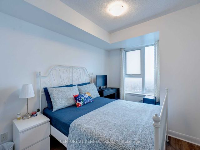 2508 - 190 Borough Dr