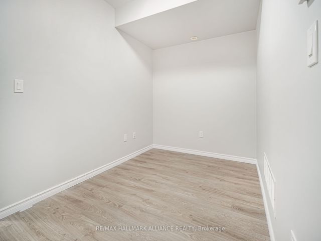 111 - 8835 Sheppard Ave E