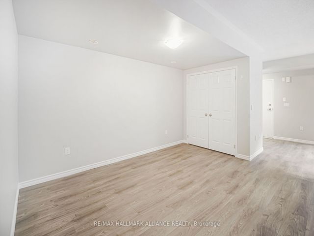 111 - 8835 Sheppard Ave E