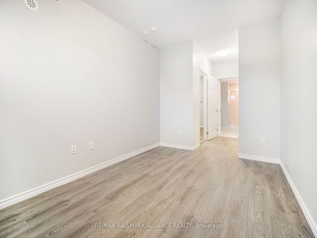 111 - 8835 Sheppard Ave E