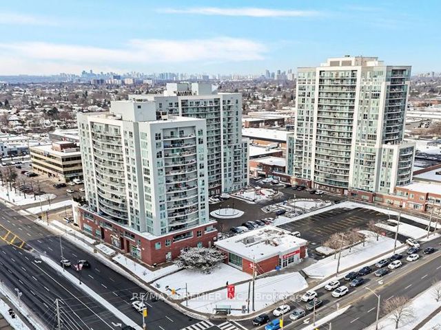 PH12 - 2150 Lawrence Ave E