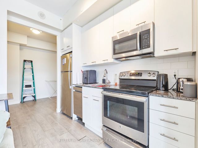 813 - 2055 Danforth Ave E