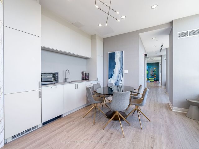 613 - 630 Greenwood Ave