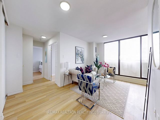 1701 - 301 Prudential Dr