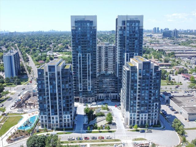 213 - 30 Meadowglen Pl
