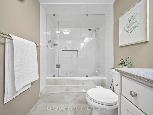 1516 - 4725 Sheppard Ave E
