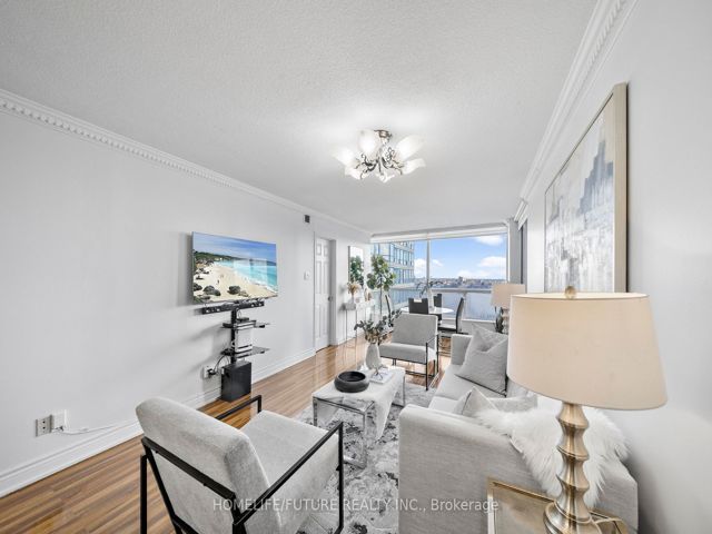 1516 - 4725 Sheppard Ave E
