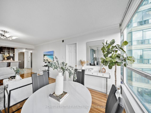 1516 - 4725 Sheppard Ave E