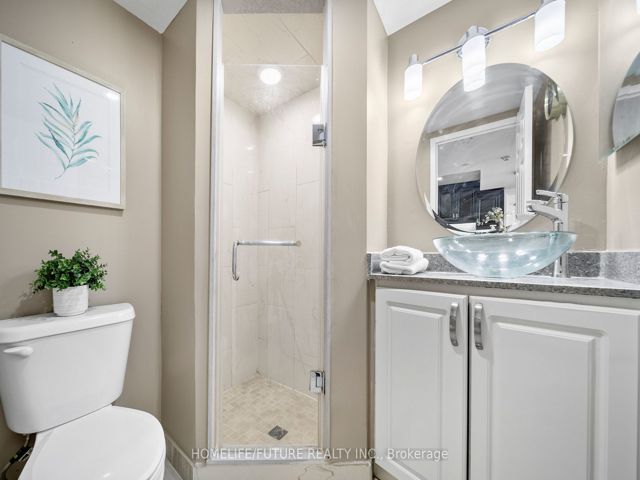 1516 - 4725 Sheppard Ave E