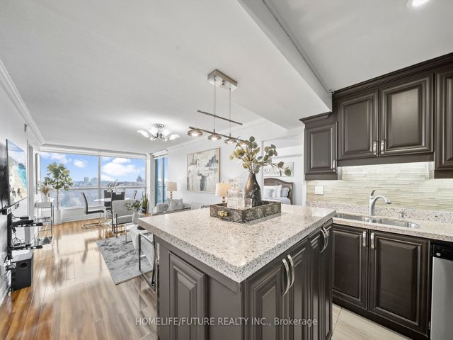 1516 - 4725 Sheppard Ave E