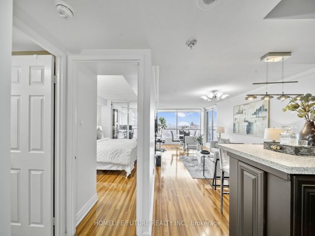 1516 - 4725 Sheppard Ave E