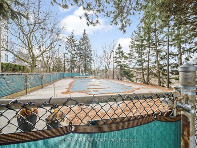 1516 - 4725 Sheppard Ave E