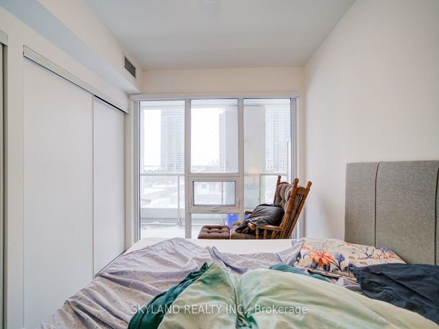 317 - 2033 Kennedy Rd