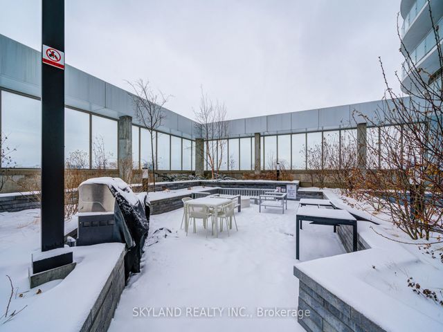 317 - 2033 Kennedy Rd