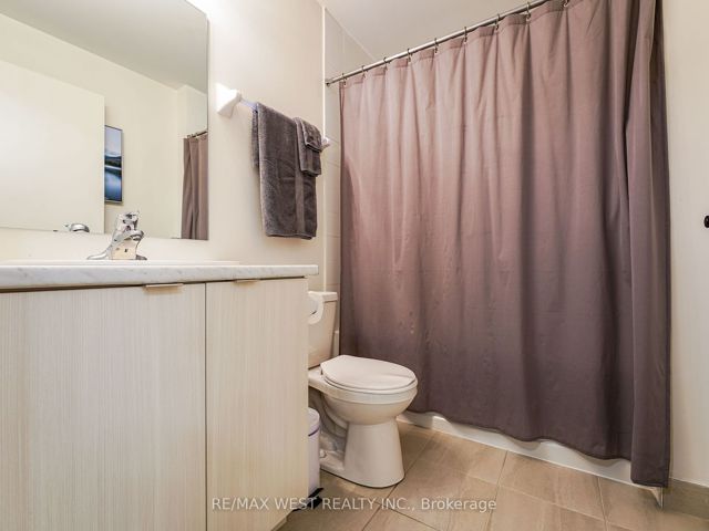 309 - 5131 Sheppard Ave E