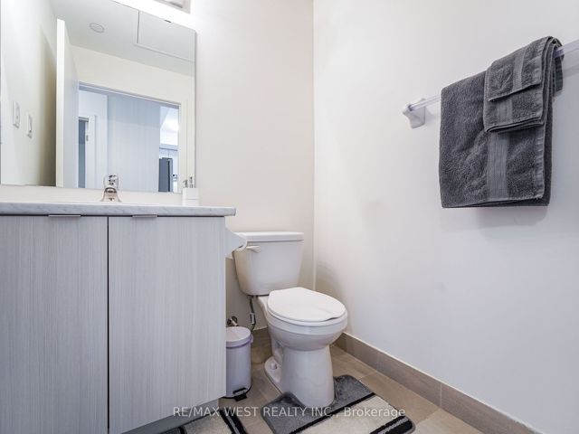 309 - 5131 Sheppard Ave E