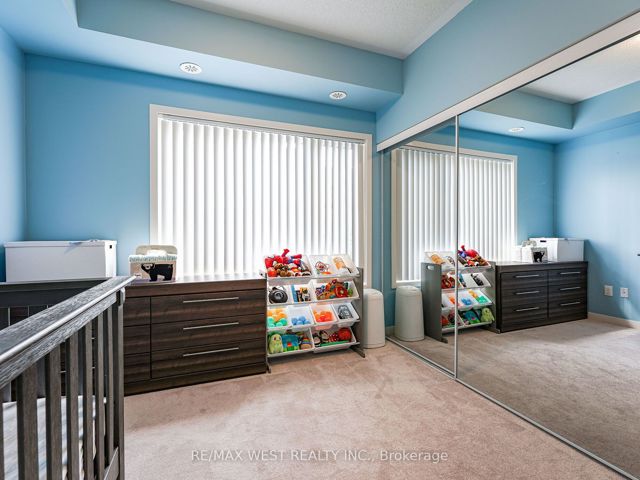 309 - 5131 Sheppard Ave E