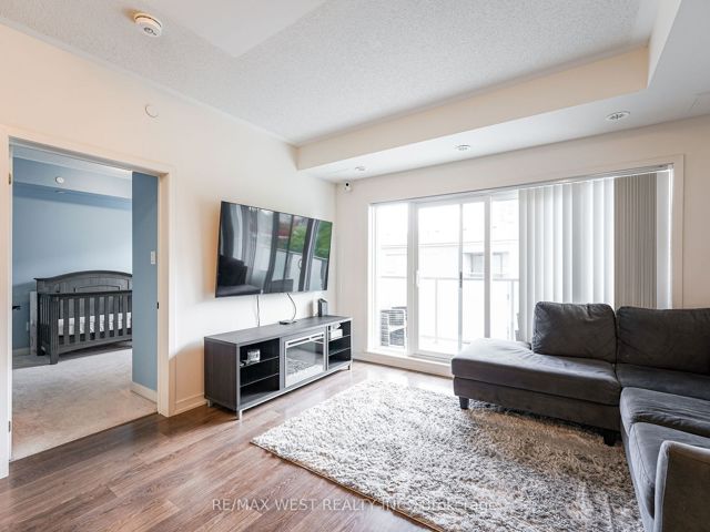 309 - 5131 Sheppard Ave E