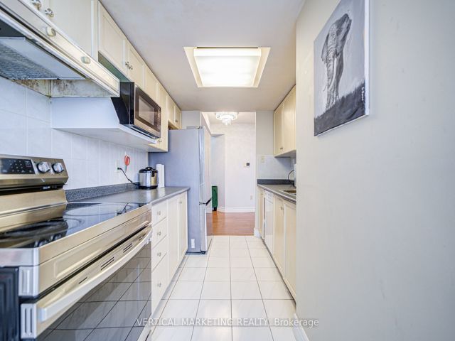 1408B - 3231 Eglinton Ave E