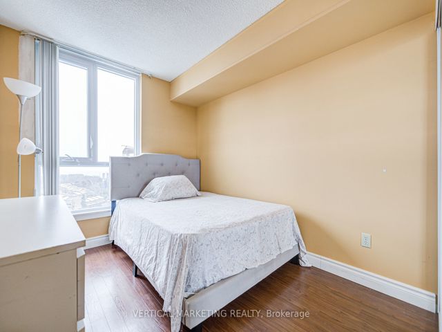 1408B - 3231 Eglinton Ave E