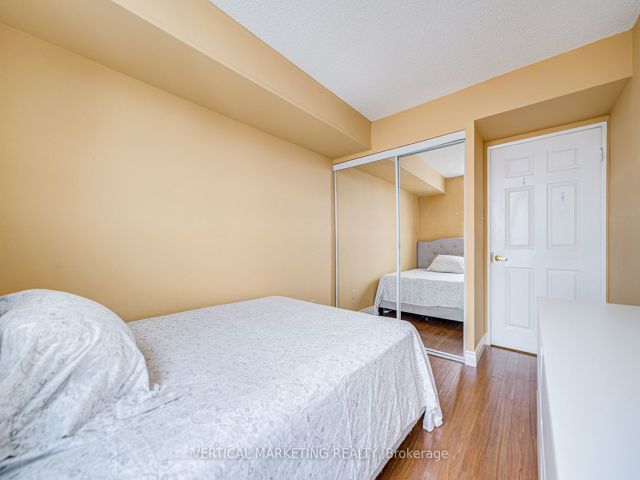 1408B - 3231 Eglinton Ave E