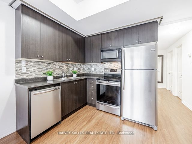 8 - 1365 Neilson Rd