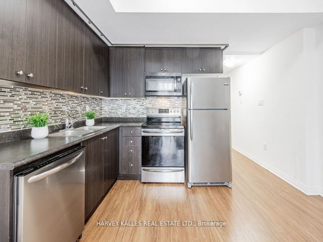 8 - 1365 Neilson Rd