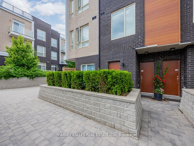 8 - 1365 Neilson Rd