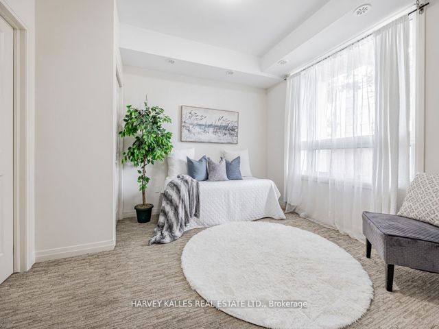 8 - 1365 Neilson Rd