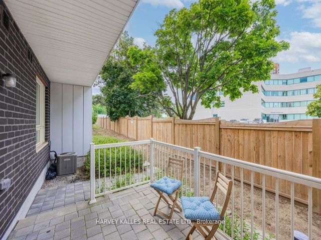 8 - 1365 Neilson Rd