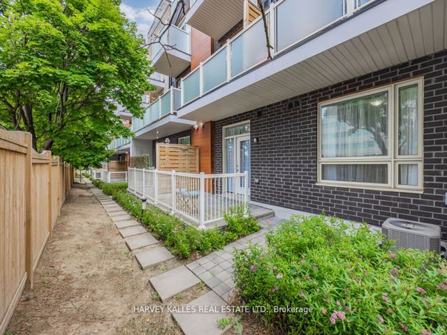 8 - 1365 Neilson Rd