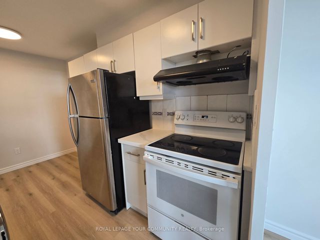 3404 - 3 Massey Sq