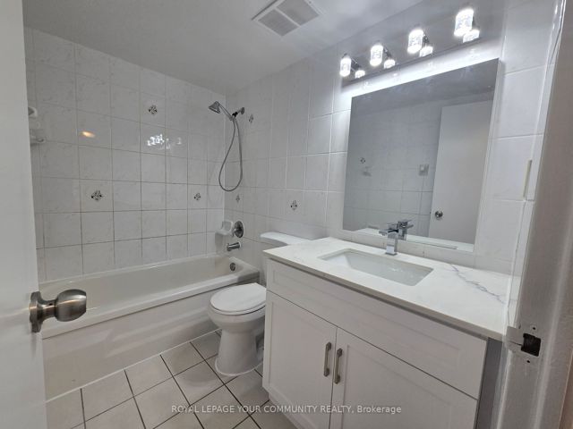 3404 - 3 Massey Sq