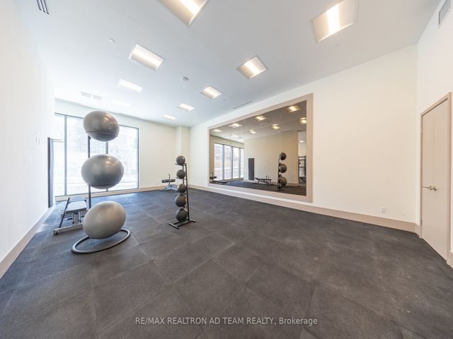 1201 - 1350 Ellesmere Rd