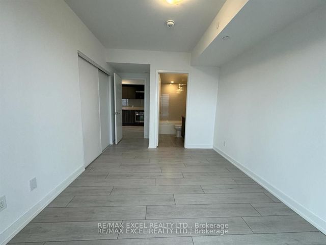 3221 - 2031 Kennedy Rd