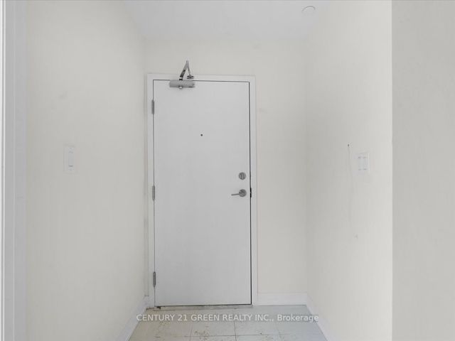 18 - 155 Tapscott Rd