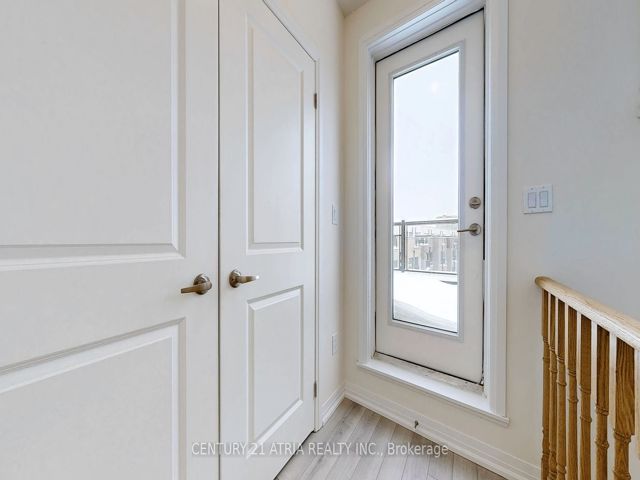 32 - 165 Tapscott Rd