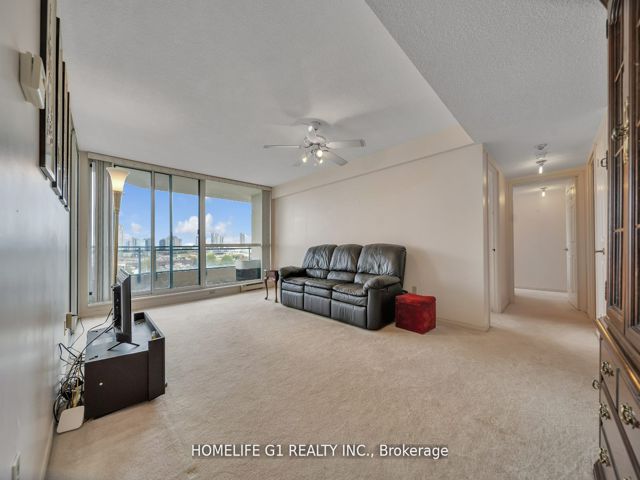 913 - 4727 Sheppard Ave E