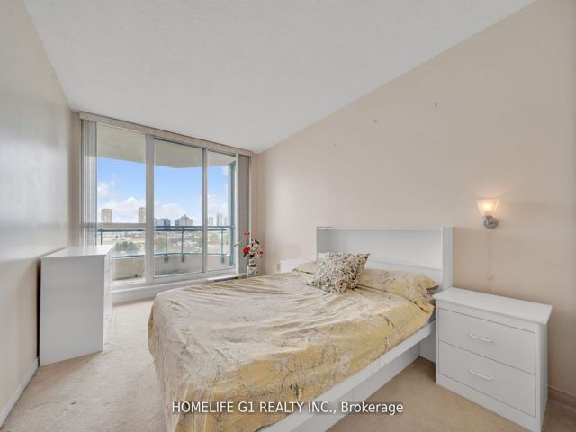 913 - 4727 Sheppard Ave E